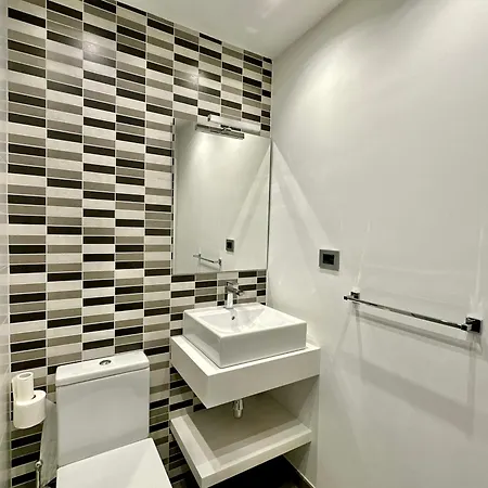 Hostiguest Coliving Leon Y Castillo بيت ضيافة