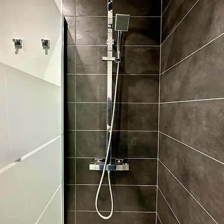 بيت ضيافة Hostiguest Coliving Leon Y Castillo *