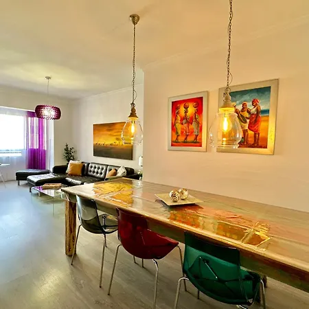 Hostiguest Coliving Leon Y Castillo لاس بالماس دي غران كاناريا